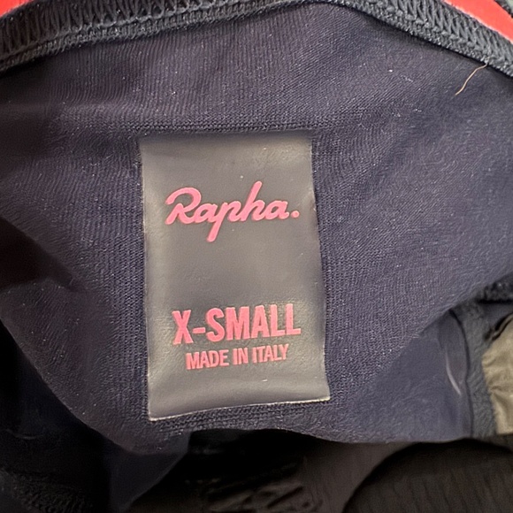 Rapha Classic Navy Women's Bike Shorts (Made In Italy) - Picture 4 of 6